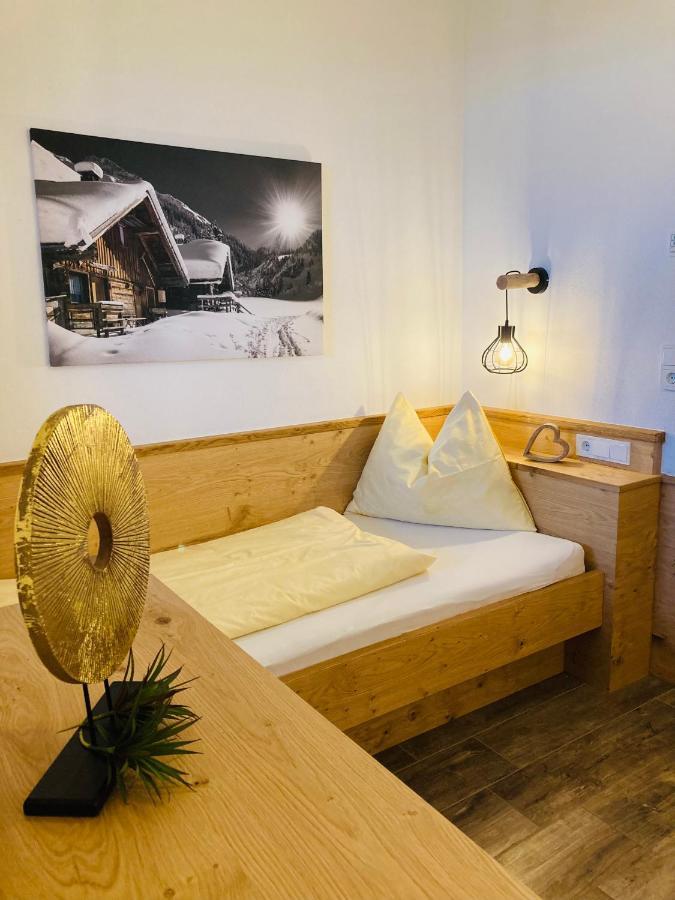 Neuhausliving Apartment
